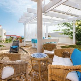 Apartment Private Garden Vodice