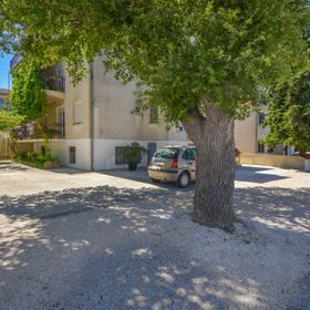 Rooms Oak Tree Biograd