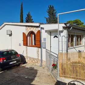 Apartment Close to the beach Stari Grad