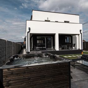 Armony Villas with Jacuzzi Oradea