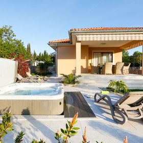 Villa Lavender's Breeze Kornić