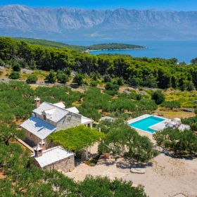 Villa Frida Sumartin