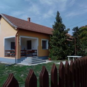 Abádi Eszter Ház Abádszalók