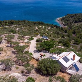 Robinzoni Nyaralóház Elszigetelt Helyen Öböl Vela Lozna, Brac - 16179 Vela Lozna