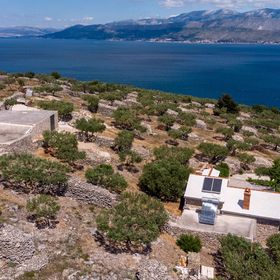 Robinzoni Nyaralóház Elszigetelt Helyen Öböl Vela Lozna, Brac - 16179 Vela Lozna