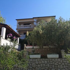 Apartmanok Parkolóhellyel Lopar, Rab - 18896 Lopar