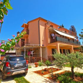 Apartmanok Parkolóhellyel Fazana - 19641 Fažana