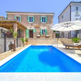 Villa Stone Queen Dobrinj