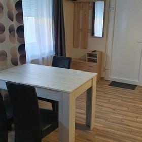 Peter's Apartman Pápa