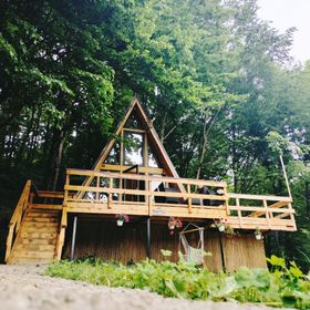 Cabana A-frame ,,la Constantini,, Curtea de Argeș