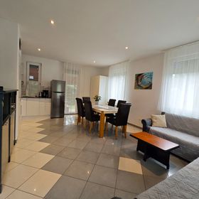 Jenna Apartments - Pinka Balatonszárszó