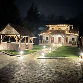 Terrace Apartments III Eger