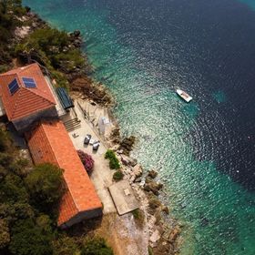 Robinson House Sanja Gdinj