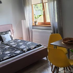 Pokoje wypoczynkowe "Wiejski Raj" Chocieszów