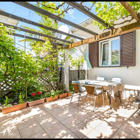 Apartment Romantic Garden Baška 