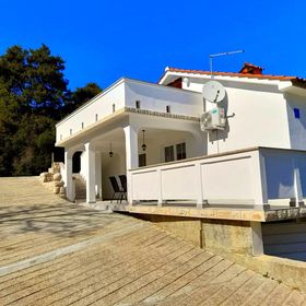 Apartment Forest&Beach Relax Rab