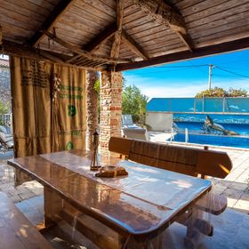 Villa Dunatić Županje Dobrinj