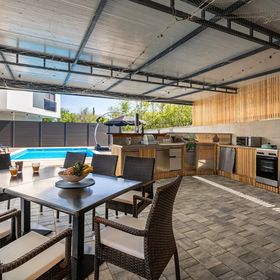 Villa George Hlapa Dobrinj