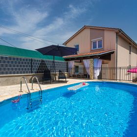 Apartment Sanela Hlapa Dobrinj