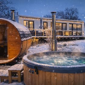 Tiny House Black Swallow (Ranch 66) Tršice