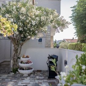 Apartmani Hotic Orhideja Barbat