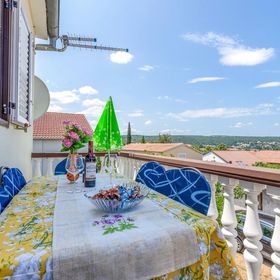 Apartman Gornji Karin - CDI434