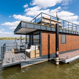 Panoráma Úszóház 2 Abádszalók