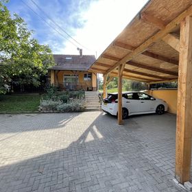 MaNoMi Vendégház Balatonrendes