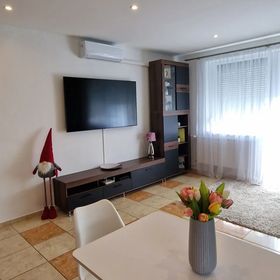 Víztorony Apartman Komló