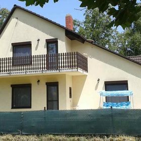 Hullám Nyaraló***** Balatonmáriafürdő