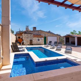 Vendégház Sveti Filip i Jakov - CDI297