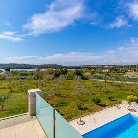 Vendégház Pula - CIB550