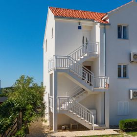 Apartman Milna - CDB765