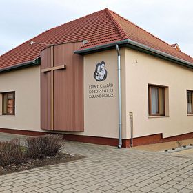 Szent Család Közösségi és Zarándokház Becsehely