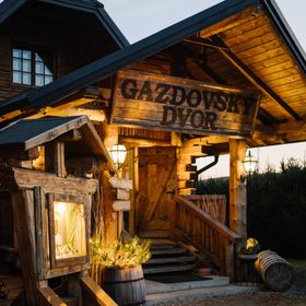 Gazdovský dvor B&B s Mini Wellness Bešeňová