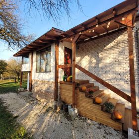 A Pihenkedő Vendégház Egeraracsa