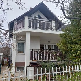 Szilvafa Apartman Alsóörs