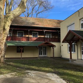 Nyaraló Centrum Balatonszemes