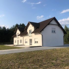 Dom w Swornegacie przy lesie nad jeziorem Karsińskim Kaszuby