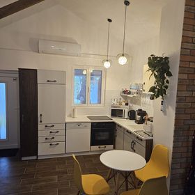 Marine Cottage Enying