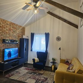 Marine Cottage Enying