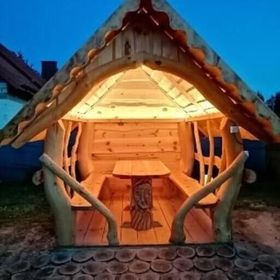 Uroczy nowy domek Karwik