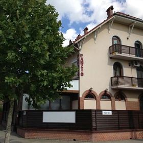 Megálló Panzió Sándorfalva