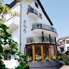 Willa Ada - Pokoje Gościnne w Karwi