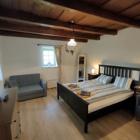 Három Dió Vendégház Nyim