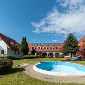 Global Apartmanház Vonyarcvashegy