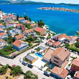 Vendégház Brodarica - CDJ882