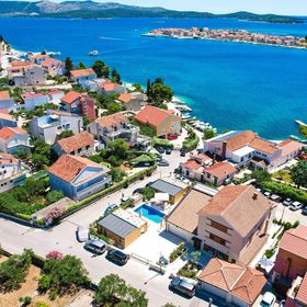 Vendégház Brodarica - CDJ882