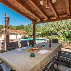 Apartman Sveti Filip i Jakov - CDI445