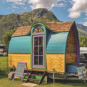 Pura Vida Tiny House Village Râșnov